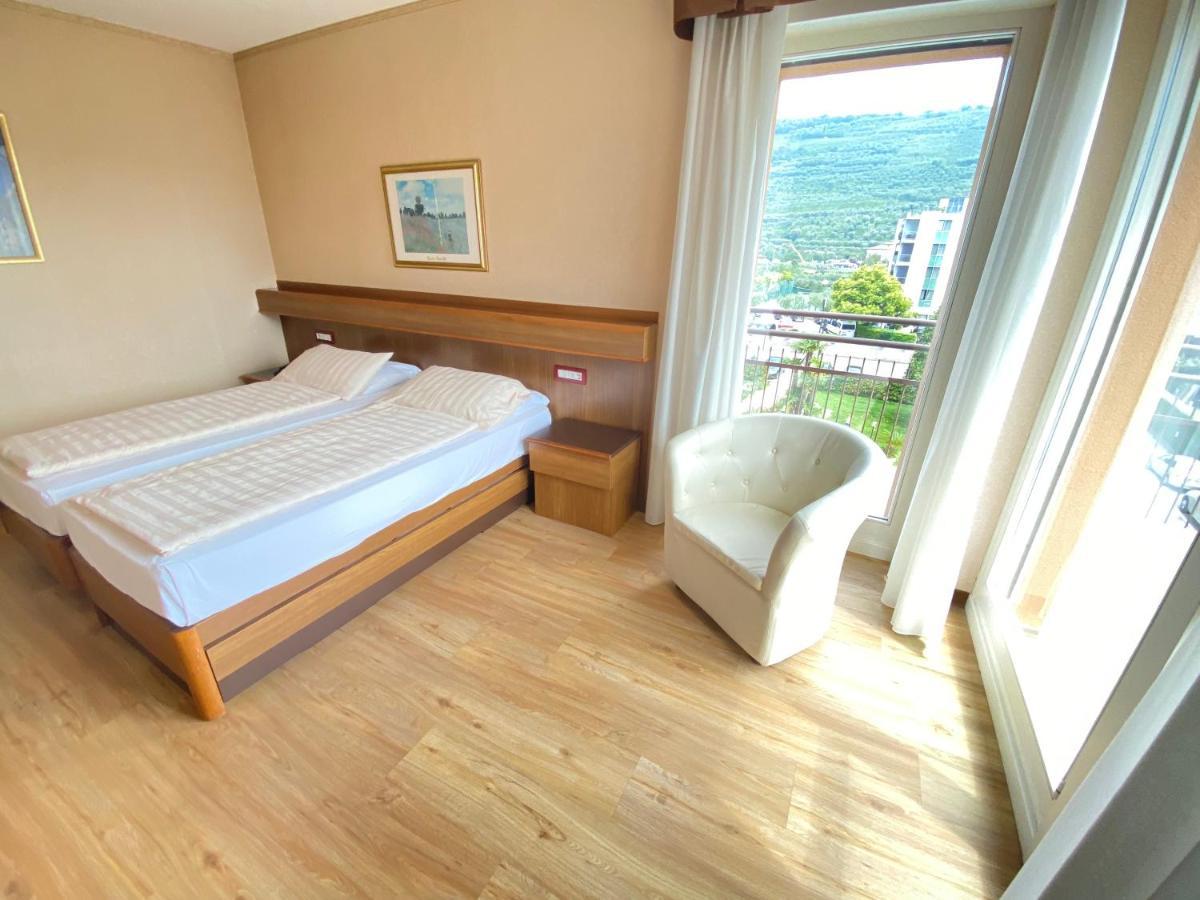 Sunlake Hotel Riva del Garda Eksteriør bilde