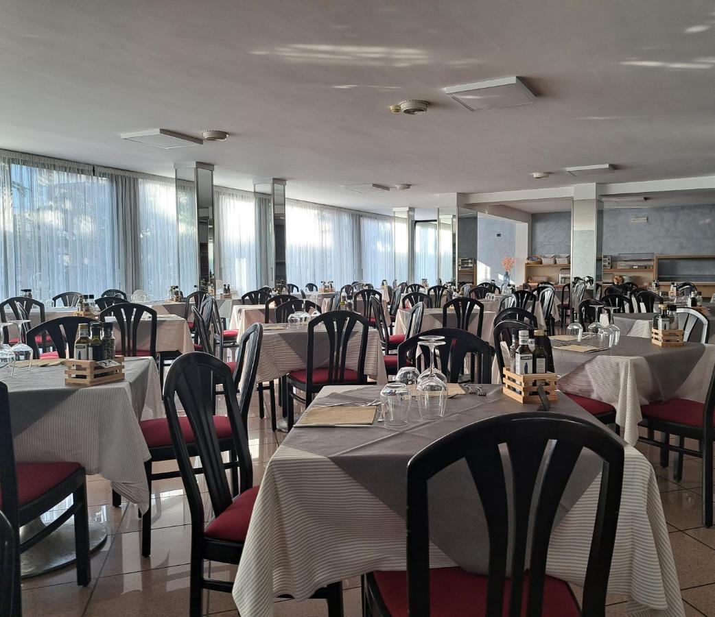 Sunlake Hotel Riva del Garda Eksteriør bilde