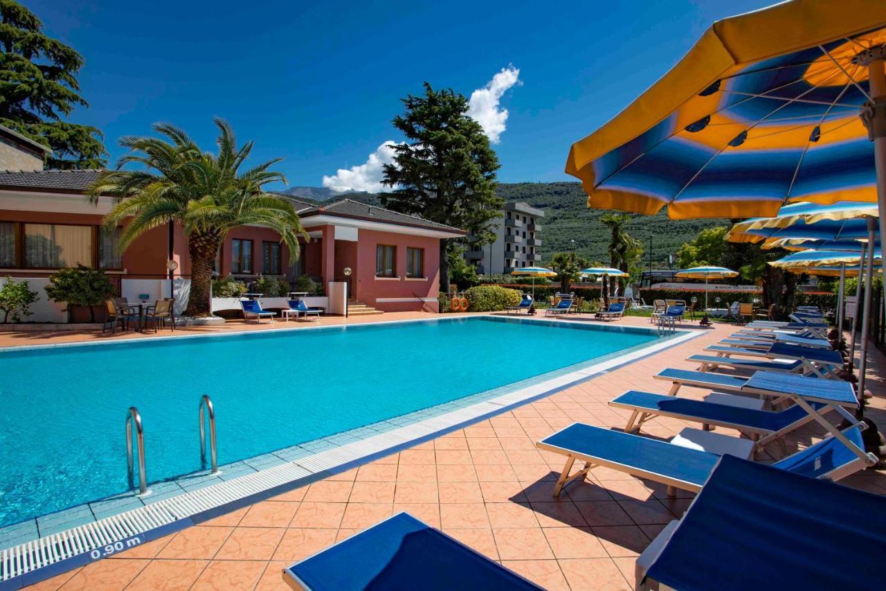 Sunlake Hotel Riva del Garda Eksteriør bilde