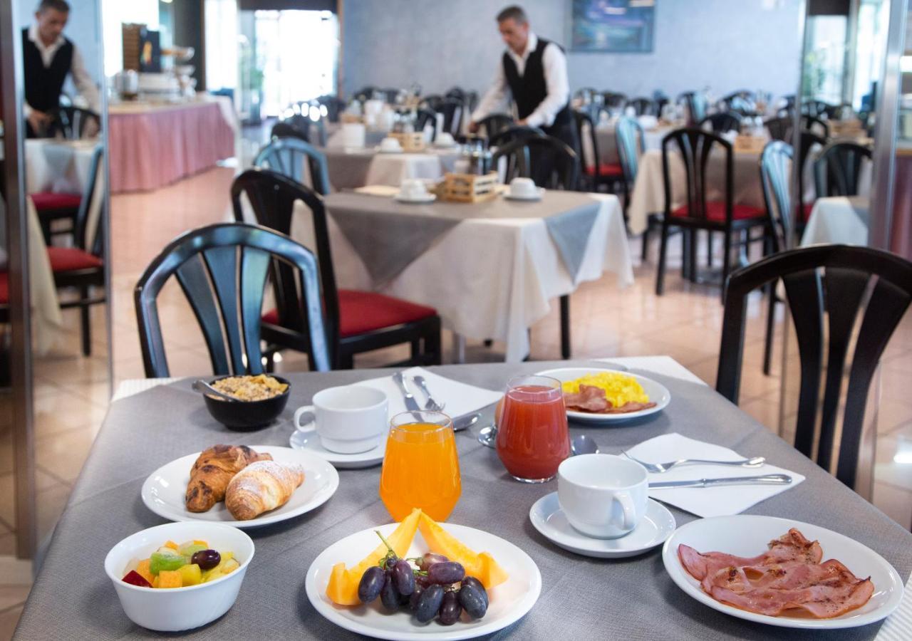 Sunlake Hotel Riva del Garda Eksteriør bilde