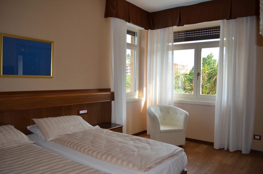 Sunlake Hotel Riva del Garda Eksteriør bilde